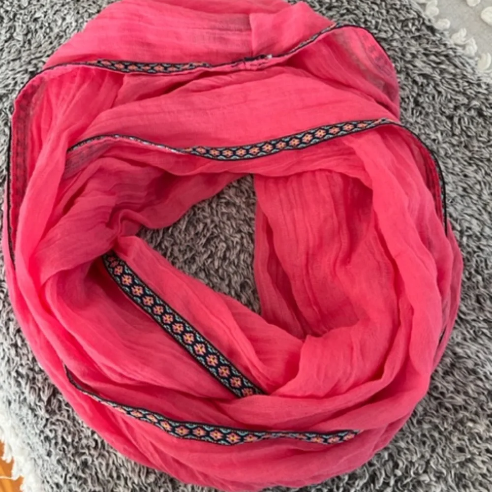 Do Everything in Love Infinity Scarf ~ Colorful & lightweight